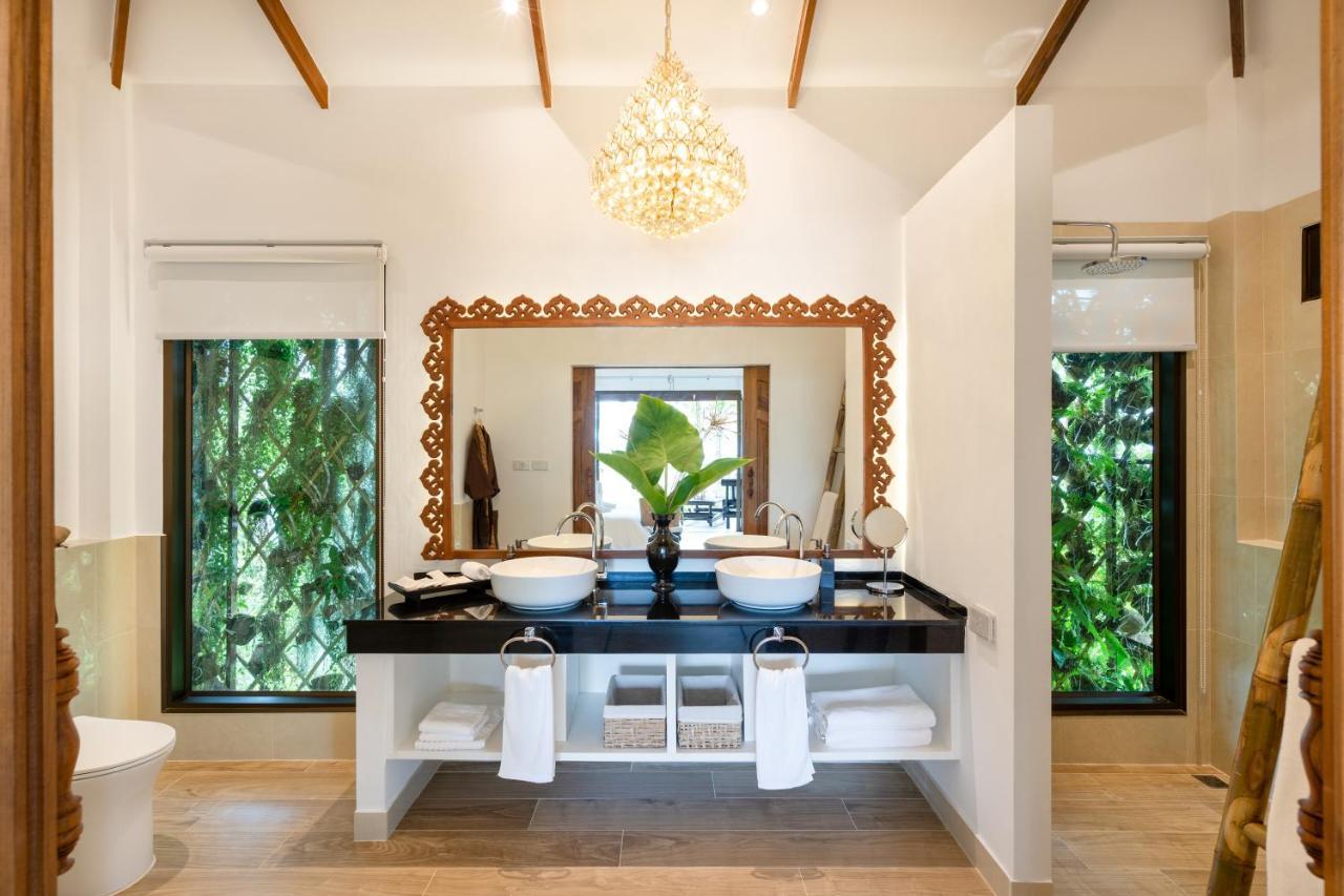 Lanta Palace Beach Resort & Spa - Adult Only Ko Lanta Esterno foto